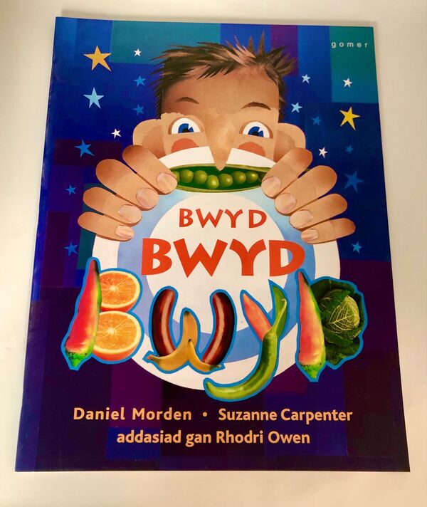 A picture of 'Bwyd, Bwyd, Bwyd (Llyfr Mawr)' by Daniel Morden